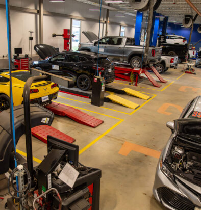 Scholarships for LRCC Students Help Fuel Pipeline for Auto Industry Workforce Demand