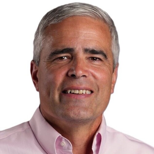 Steve Tucker headshot